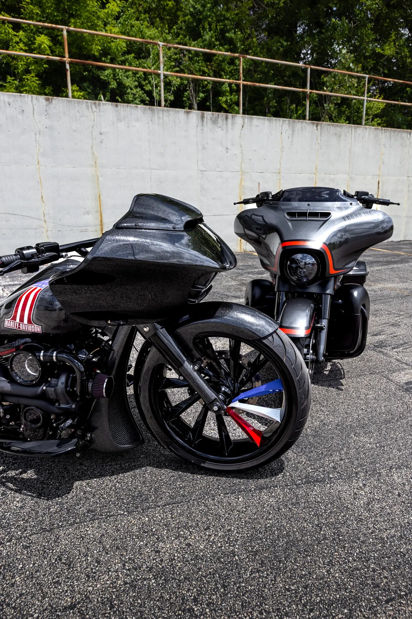 LONESTAR & GUNMETAL Together