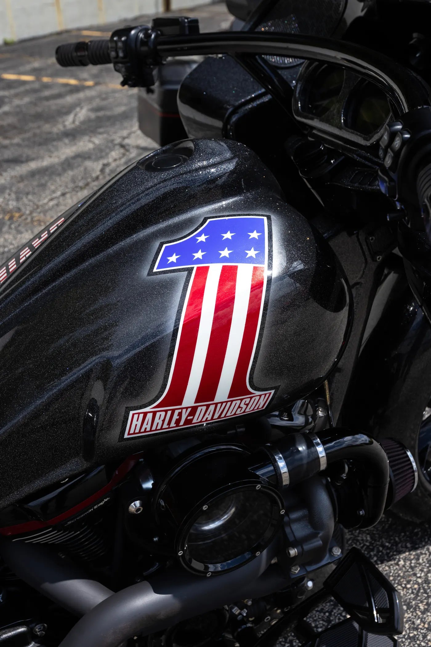 LONESTAR - Custom CVO Road Glide