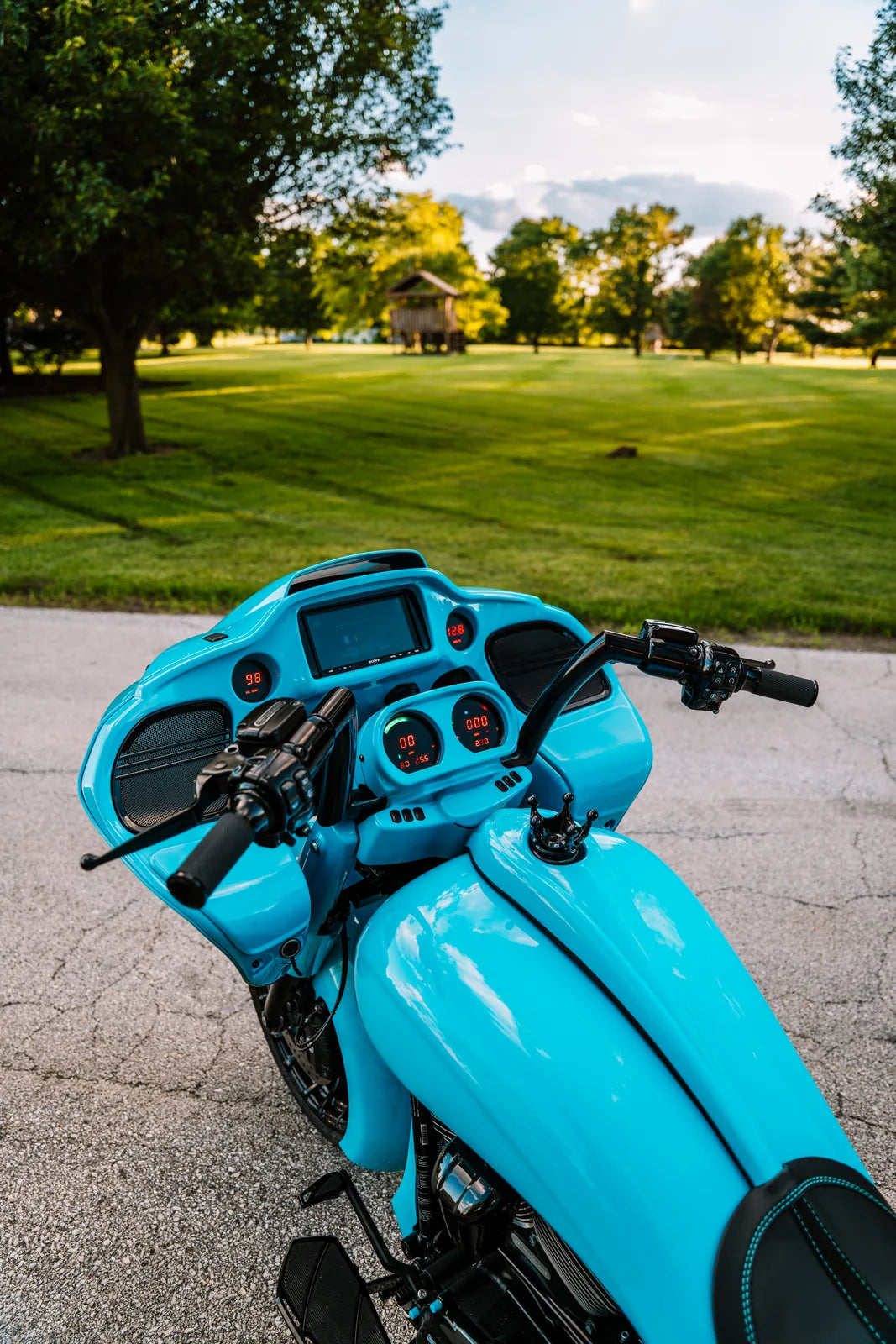 MIAMI - Custom 2015 Harley Road Glide