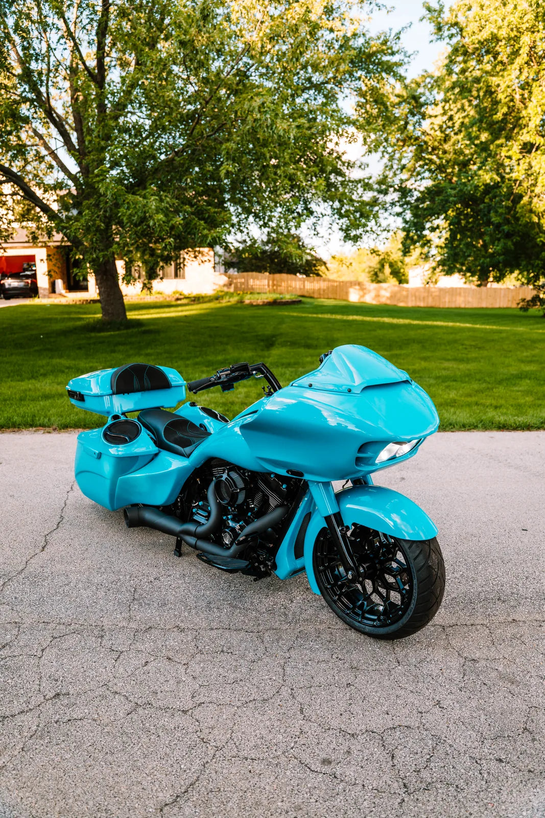 MIAMI - Custom 2015 Harley Road Glide